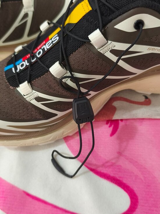 Salomon Brown Low-Top Trail Running Shoes - Picture 6 of 8